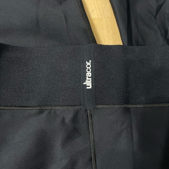 NEW Ultracor Lux Essential Ultimate Black Legging, ultra high rise, SZ L - Picture 4 of 6